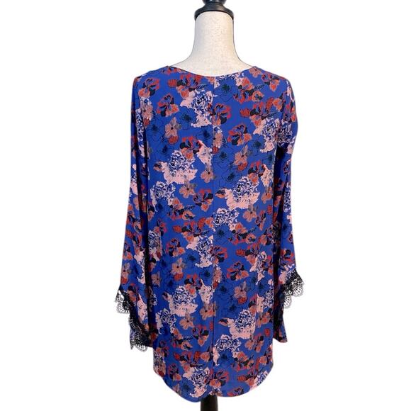 ASTR Blue Red Floral Extended Sleeves V-Neck Boho Swing Dress Tunic Small - Picture 2 of 8